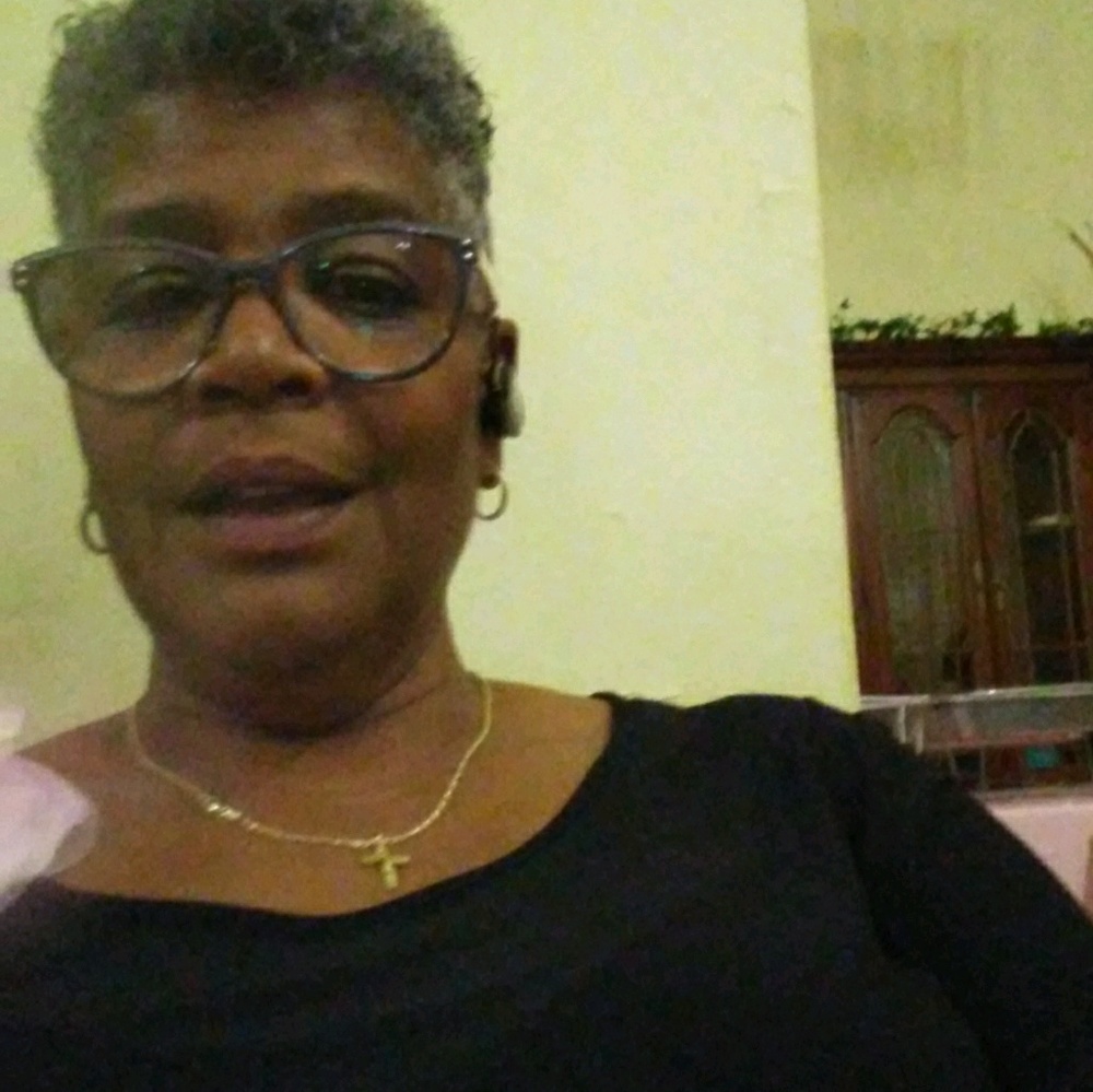 Meet your Posher, Sherrie